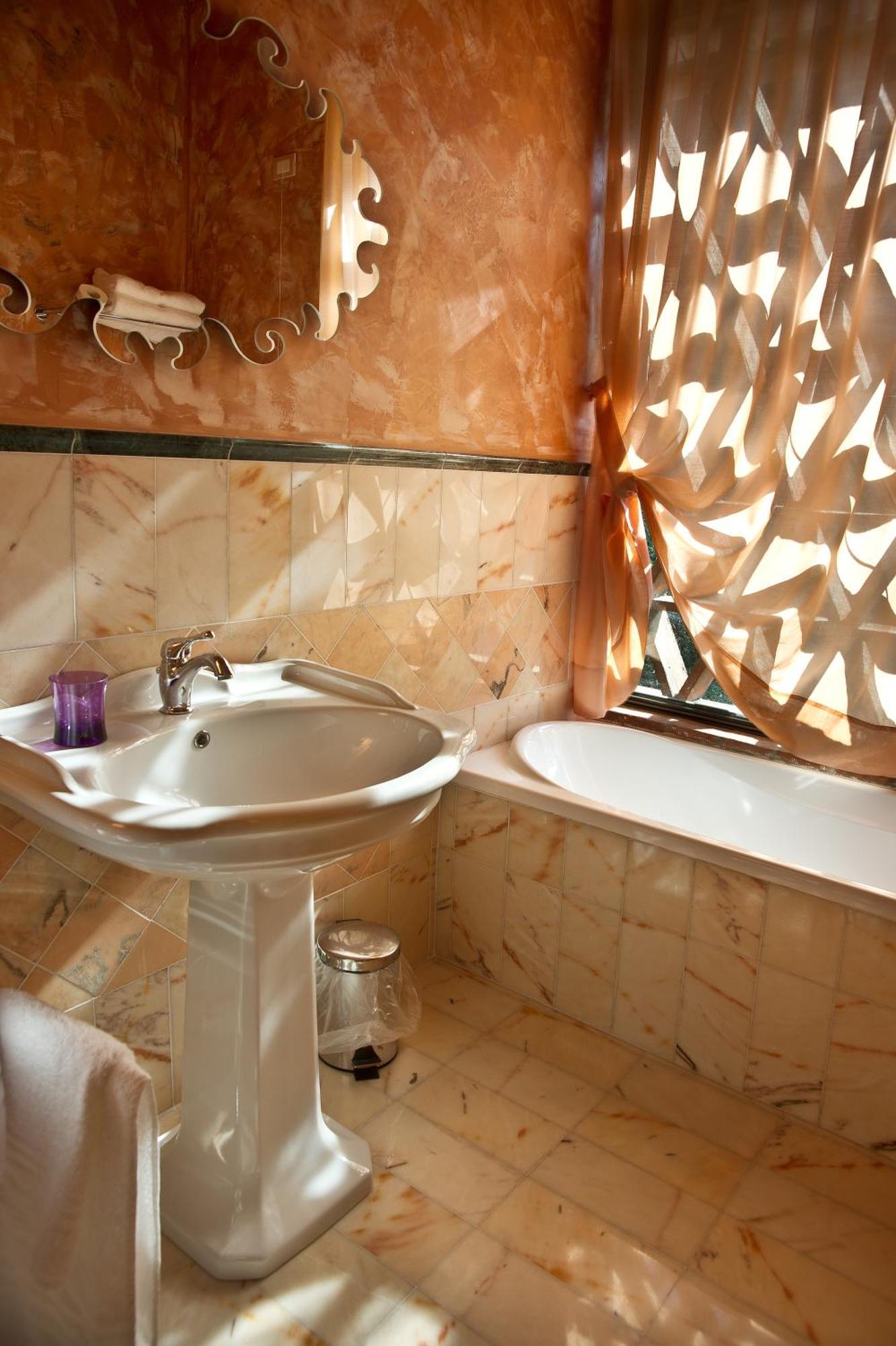 Mastiano Suite Accommodation חדר תמונה